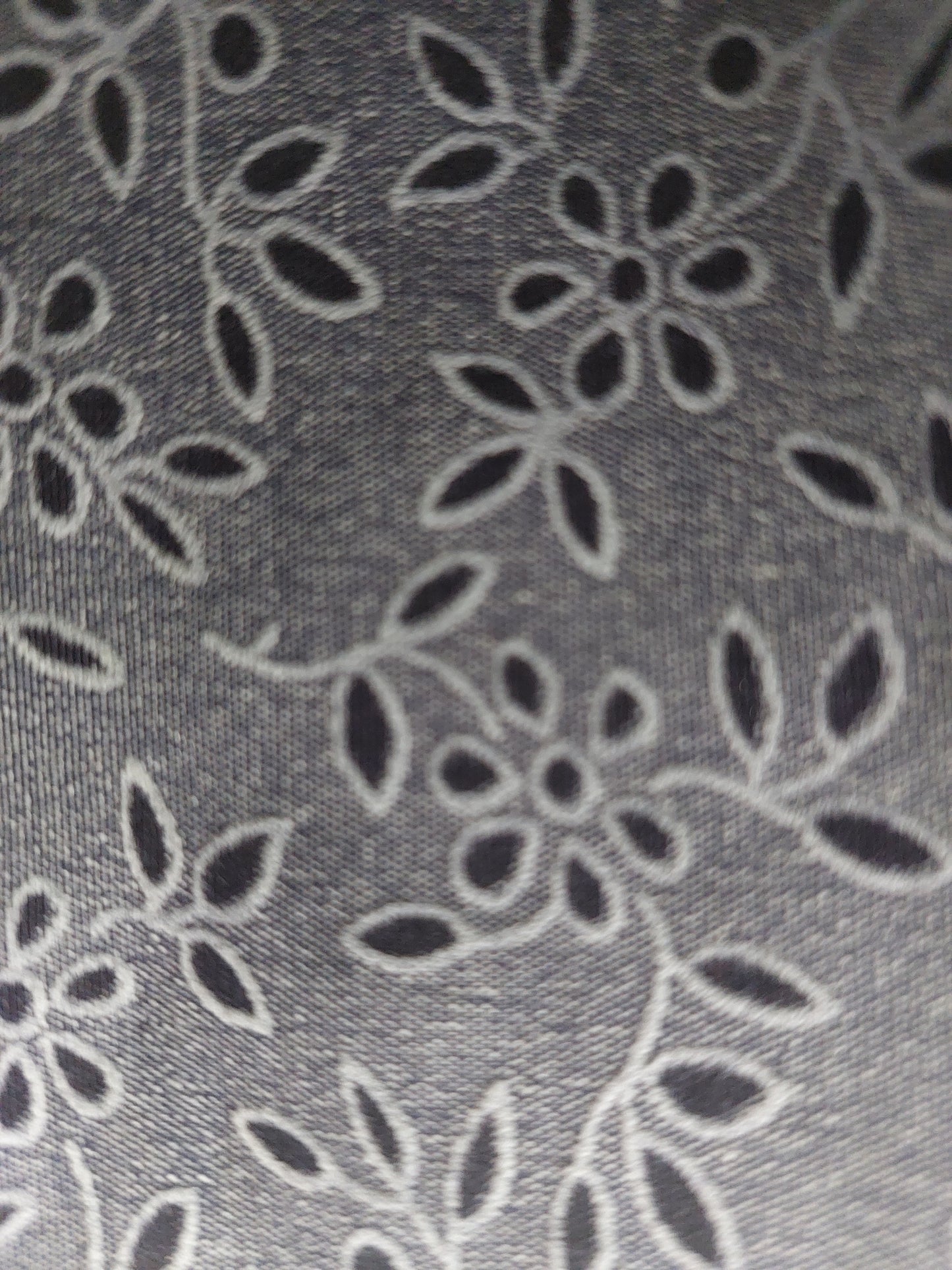 Housse de livre blanche upcyclée