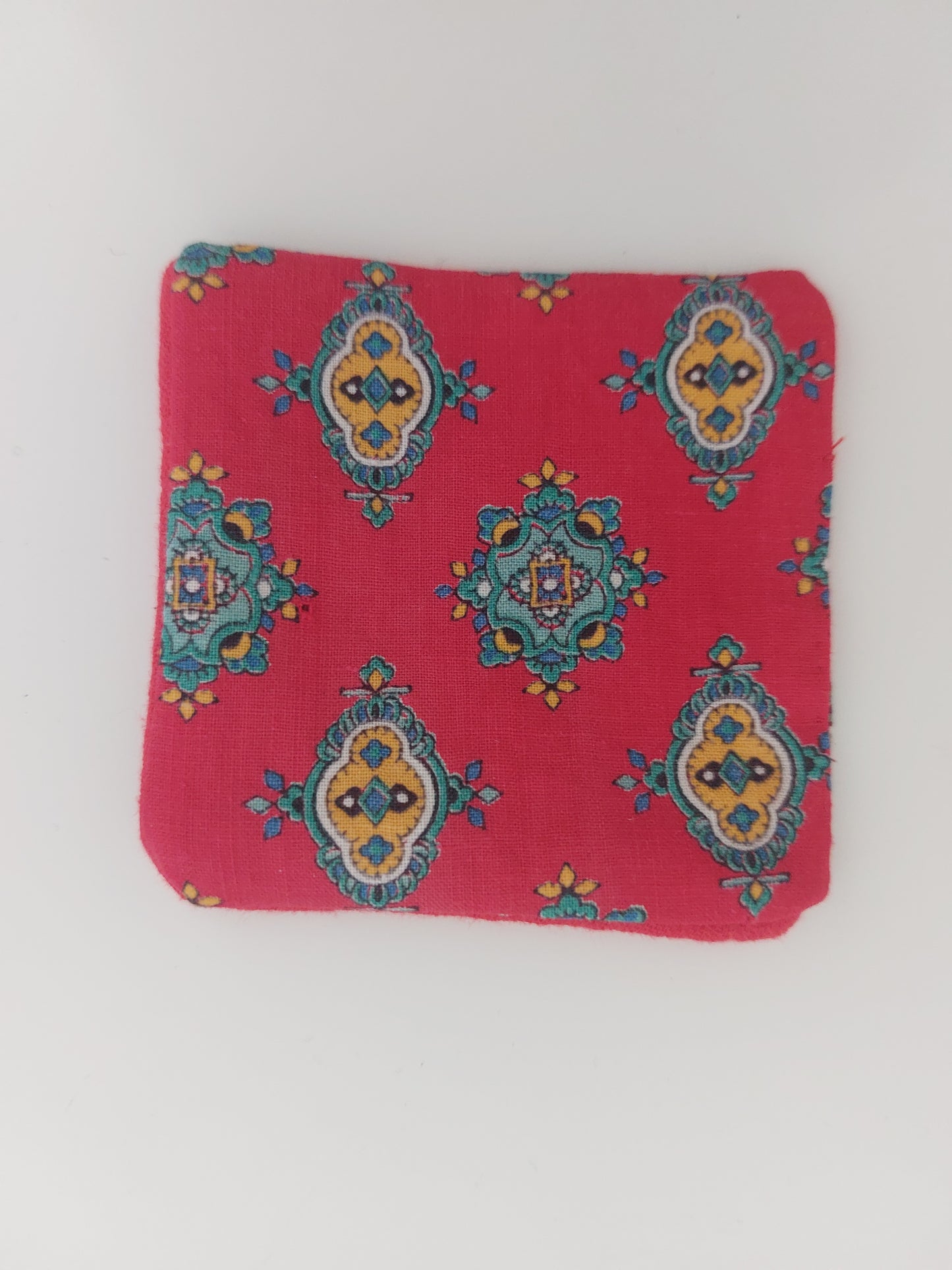 Marque-page rouge fleuri