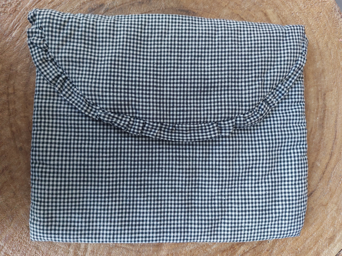Pochette froufrou noir et blanc