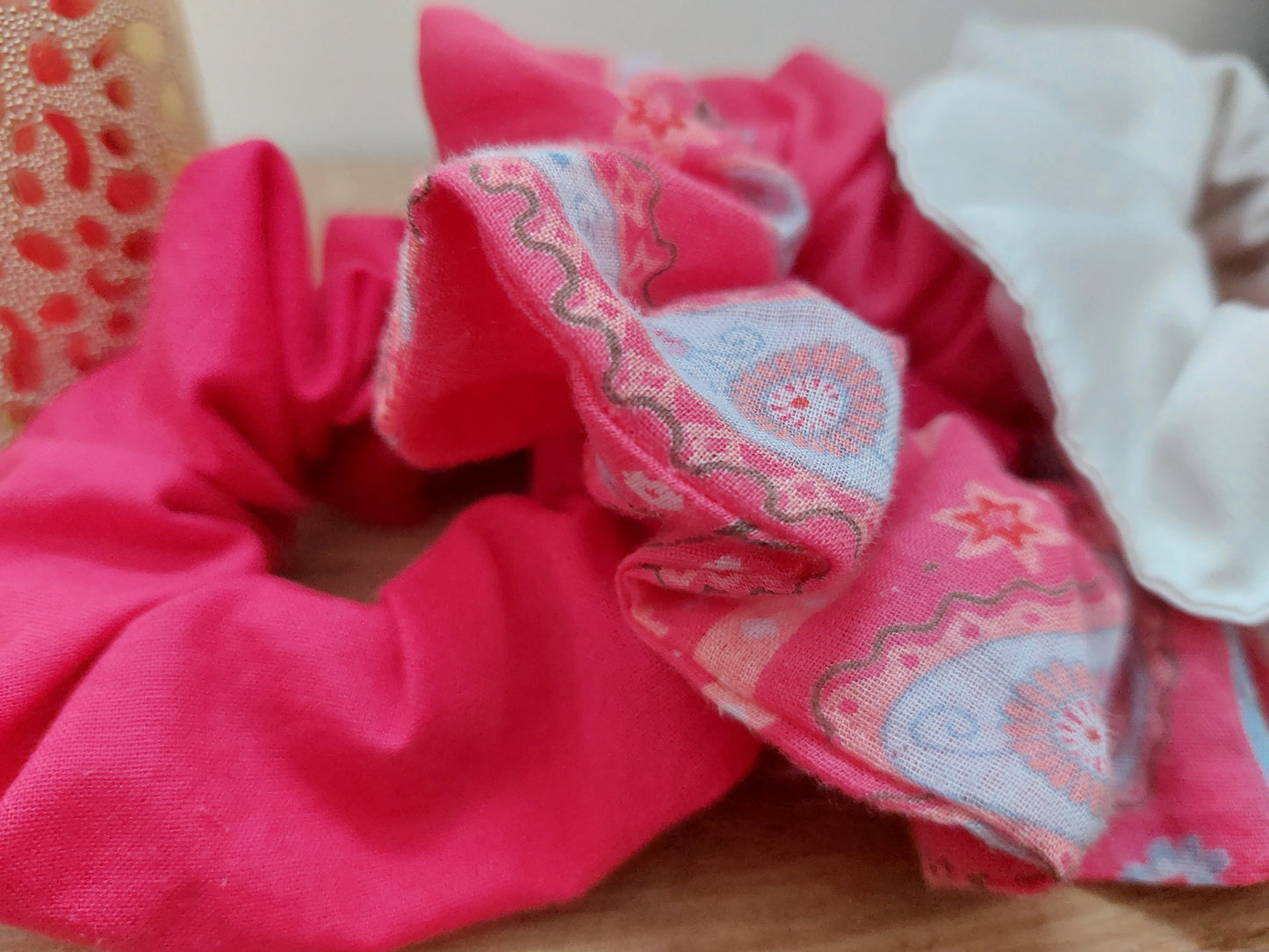 Chouchou rose fleuri