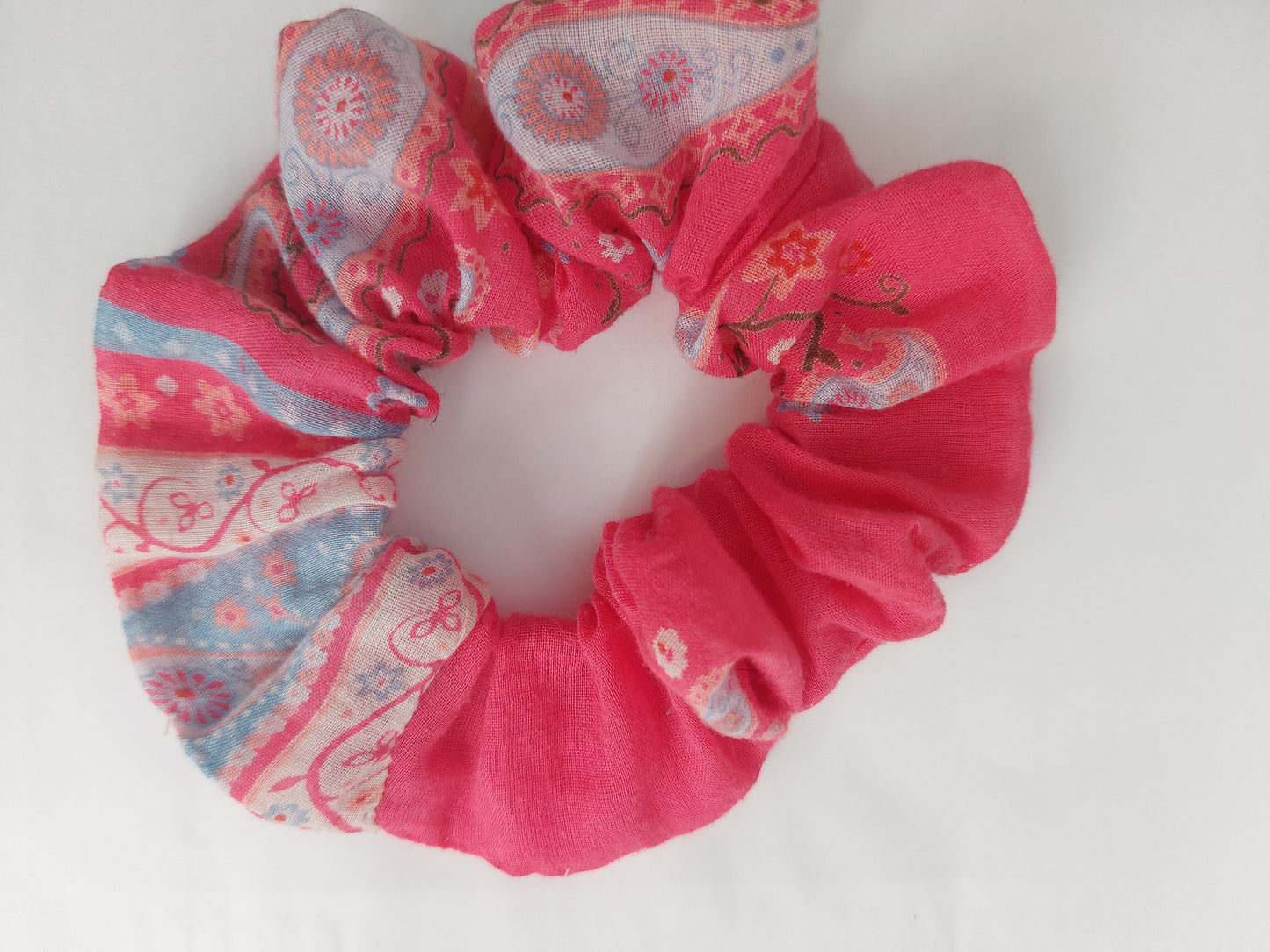 Chouchou rose fleuri