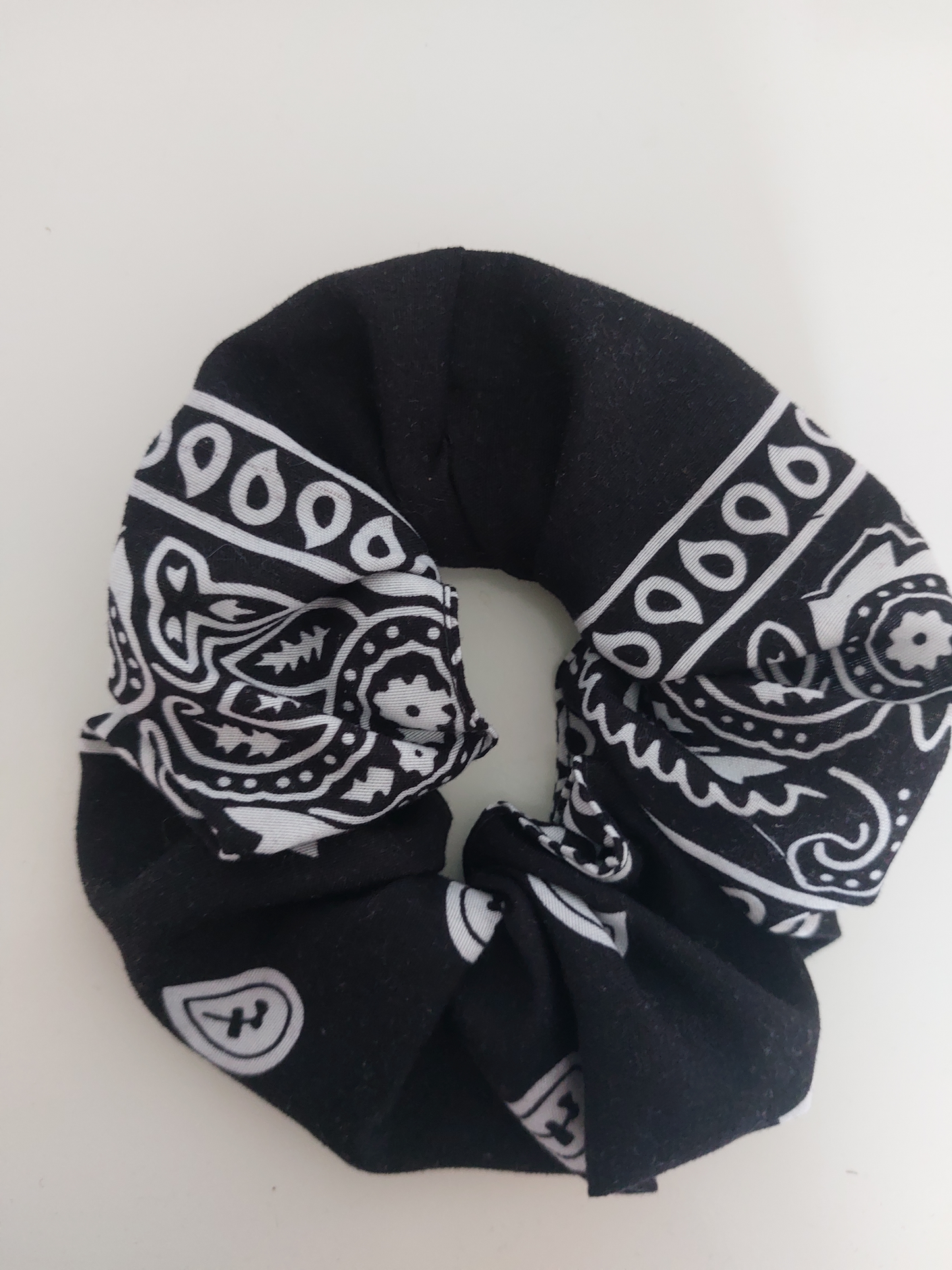 Chouchou bandana upcyclé