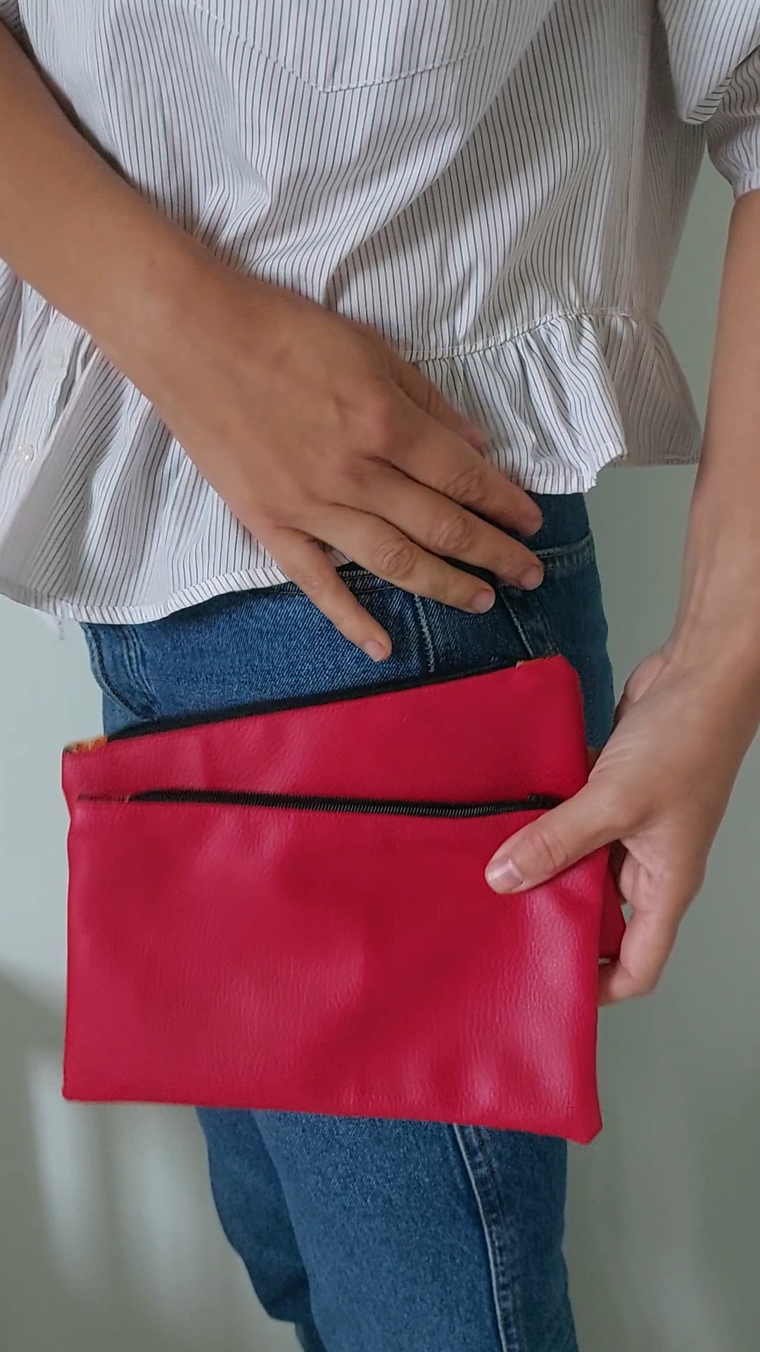 Pochette rouge similicuir